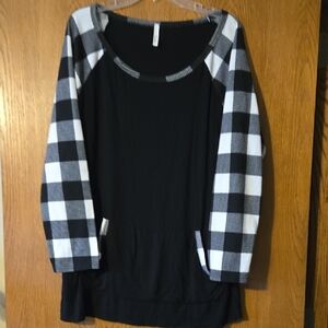 Black and White Checkered Women's Top